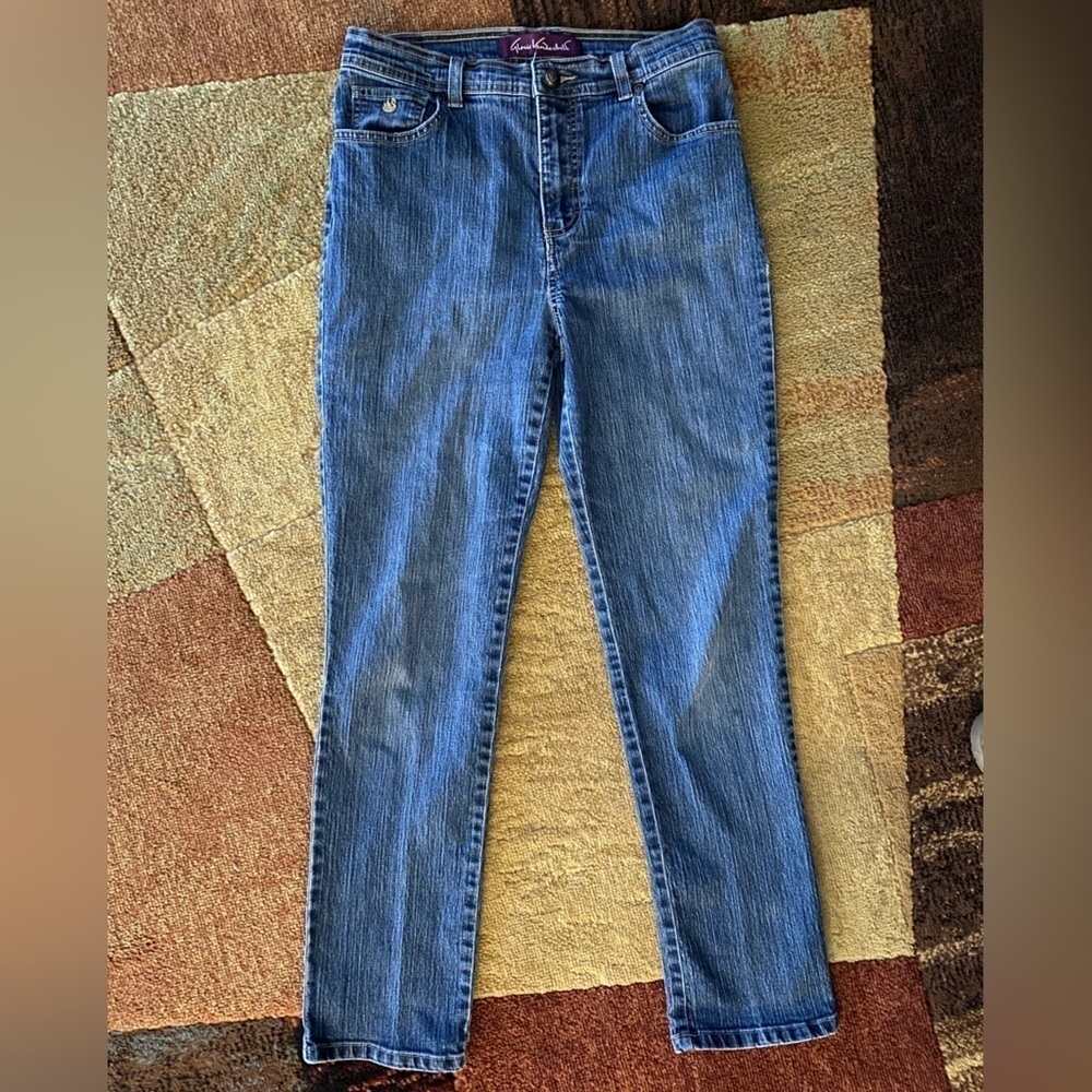 Gloria Vanderbilt Size 6 Average Women’s Jeans